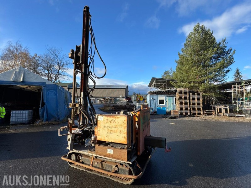 2012 Gayk HRE 4000 hydraulisk borerigg på belter / 2683 timer - אסדת קידוח: תמונה 3 2012 Gayk HRE 4000 hydraulisk borerigg på belter / 2683 timer - אסדת קידוח: תמונה 3