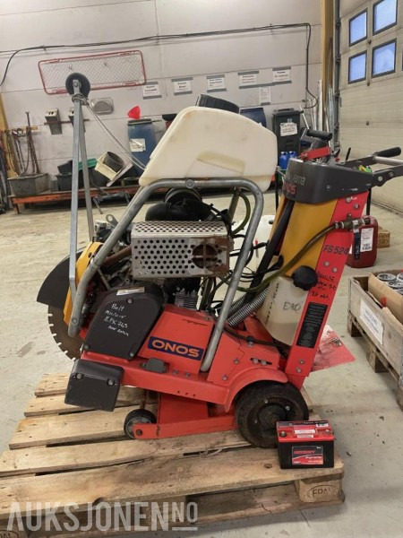 2012 Husqvarna FS524 selvgående gulvsag - ציוד בנייה: תמונה 3 2012 Husqvarna FS524 selvgående gulvsag - ציוד בנייה: תמונה 3