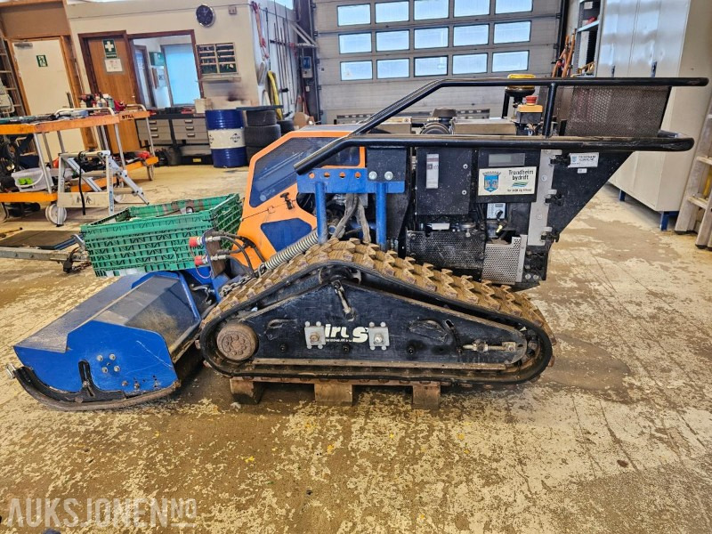 מכונה חקלאית 2012 IRUS Deltrak 2.0 radiostyrt belteklipper med jordfres og tilbehør: תמונה 1