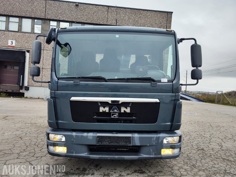 2012 MAN TGL 8.220 Planbil med Hiab XS 055 B-2 HIDUO kran - משאית מנוף: תמונה 3 2012 MAN TGL 8.220 Planbil med Hiab XS 055 B-2 HIDUO kran - משאית מנוף: תמונה 3