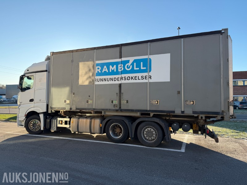 2012 Mercedes-Benz ACTROS 2545 Containerbil - EU godkjent til Juli 2026 - Ryggekamera - מוביל מכולות/ משאית החלפת גוף: תמונה 3 2012 Mercedes-Benz ACTROS 2545 Containerbil - EU godkjent til Juli 2026 - Ryggekamera - מוביל מכולות/ משאית החלפת גוף: תמונה 3