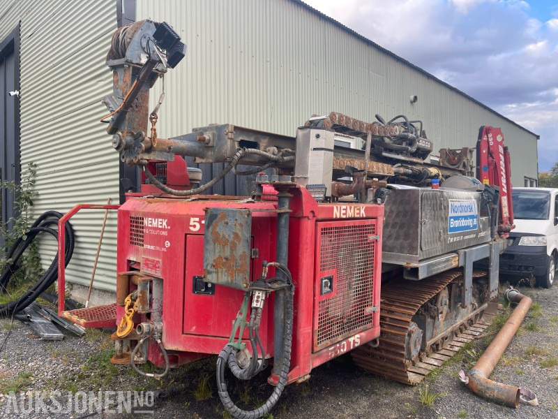 2012 Nemek 510 TS Borerigg med kran, 13724 Timer - אסדת קידוח: תמונה 1 2012 Nemek 510 TS Borerigg med kran, 13724 Timer - אסדת קידוח: תמונה 1