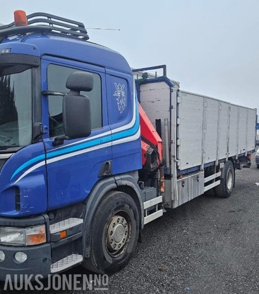 2012 Scania P-serie P320 kranbil med bakløft - משאית מנוף: תמונה 3 2012 Scania P-serie P320 kranbil med bakløft - משאית מנוף: תמונה 3