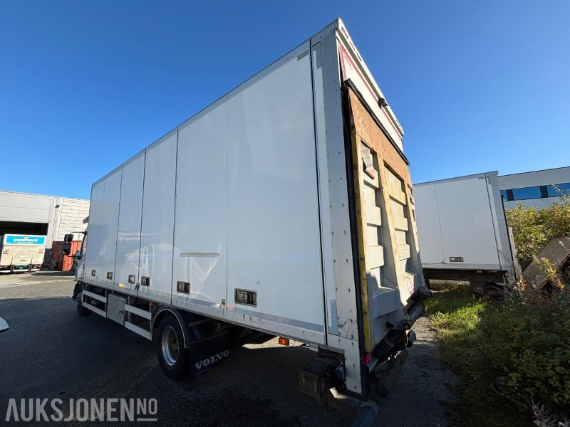 2012 Volvo FL-290 Skapbil med sideåpning. Bakløft. Zepro baklem. - משאית תיבה: תמונה 3 2012 Volvo FL-290 Skapbil med sideåpning. Bakløft. Zepro baklem. - משאית תיבה: תמונה 3