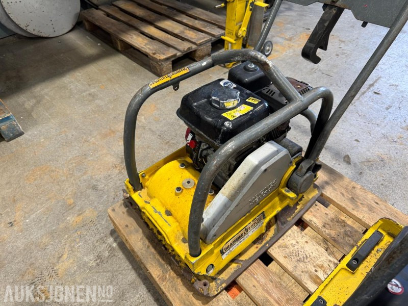 2012 Wacker Neuson WPP1550A vibroplate / 90kg - רולר: תמונה 3 2012 Wacker Neuson WPP1550A vibroplate / 90kg - רולר: תמונה 3