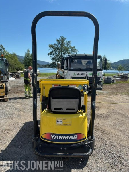 2012 Yanmar C12R Minidumper med treveis tipp / 266 timer - מסיר פסולת: תמונה 5 2012 Yanmar C12R Minidumper med treveis tipp / 266 timer - מסיר פסולת: תמונה 5