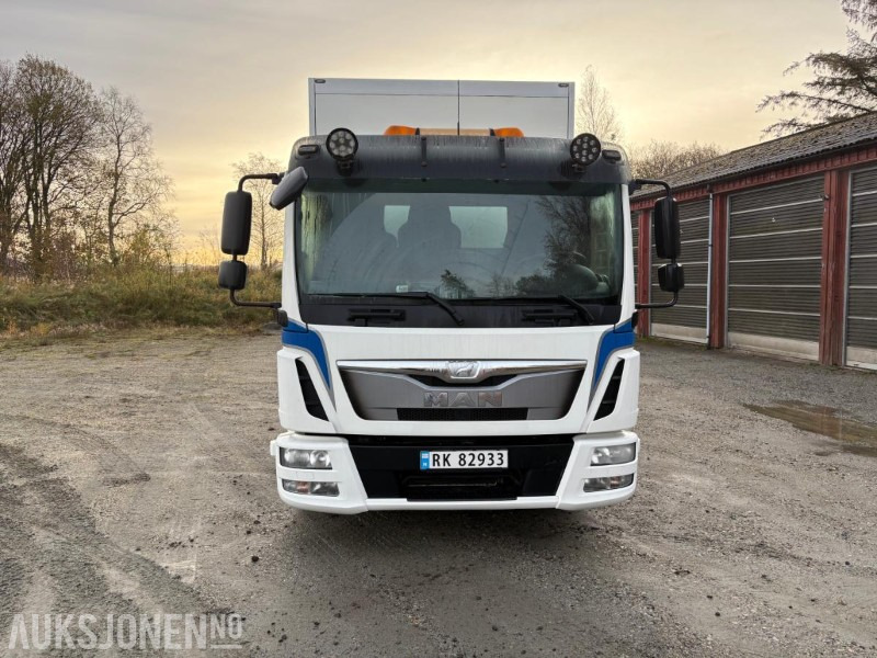 2013 MAN TGL8 220 4X2 Euro6T 3 seter servicevogn C1-reg. - משאית תיבה: תמונה 2 2013 MAN TGL8 220 4X2 Euro6T 3 seter servicevogn C1-reg. - משאית תיבה: תמונה 2