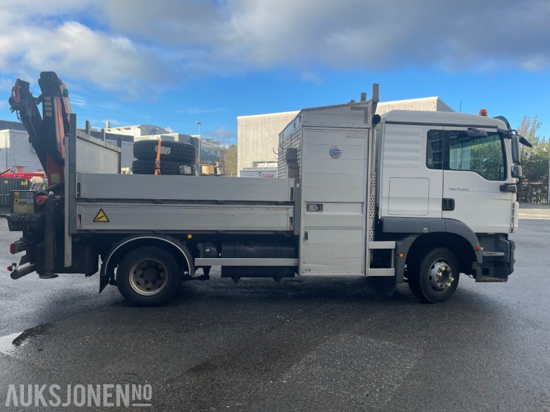 2013 MAN TGM 15.290 E- verkspåbygg med bak montert kran (Palfinger PK9002 – EH) og vinsj - Nye vinterfelger og dekk - משאית מנוף: תמונה 5 2013 MAN TGM 15.290 E- verkspåbygg med bak montert kran (Palfinger PK9002 – EH) og vinsj - Nye vinterfelger og dekk - משאית מנוף: תמונה 5