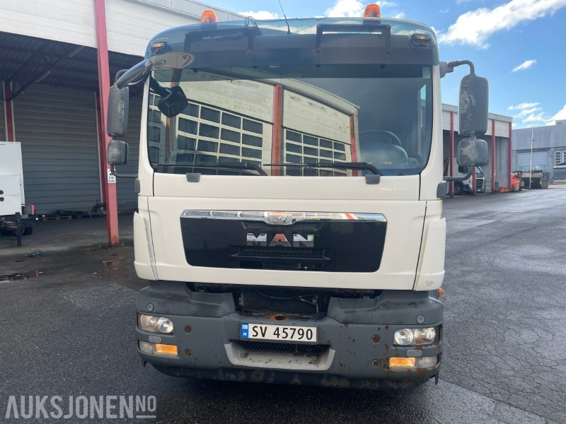 2013 MAN TGM 15.290 E- verkspåbygg med bak montert kran (Palfinger PK9002 – EH) og vinsj - Nye vinterfelger og dekk - משאית מנוף: תמונה 2 2013 MAN TGM 15.290 E- verkspåbygg med bak montert kran (Palfinger PK9002 – EH) og vinsj - Nye vinterfelger og dekk - משאית מנוף: תמונה 2