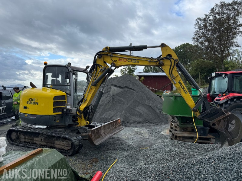 2013 Wacker Neuson 6003 - Gravemaskin - VA-bom - Gummibelter - tiltrotator - skjær - pusseskuff - 3535 timer - מחפר: תמונה 4 2013 Wacker Neuson 6003 - Gravemaskin - VA-bom - Gummibelter - tiltrotator - skjær - pusseskuff - 3535 timer - מחפר: תמונה 4