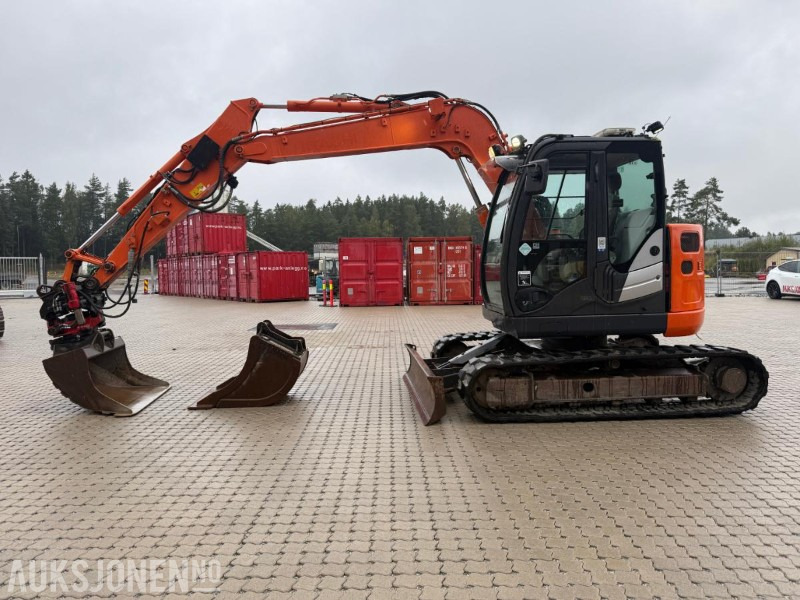 2014 Hitachi Zaxis 85US BELTEGRAVER SERVICEAVTALE ROTOTILT SENTRALSMØRING 2 SKUFFER. - מחפר: תמונה 3 2014 Hitachi Zaxis 85US BELTEGRAVER SERVICEAVTALE ROTOTILT SENTRALSMØRING 2 SKUFFER. - מחפר: תמונה 3
