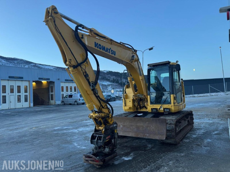 2014 Komatsu PC 138 US Gravemaskin med Oilquick og tiltrotator - מחפר: תמונה 1 2014 Komatsu PC 138 US Gravemaskin med Oilquick og tiltrotator - מחפר: תמונה 1