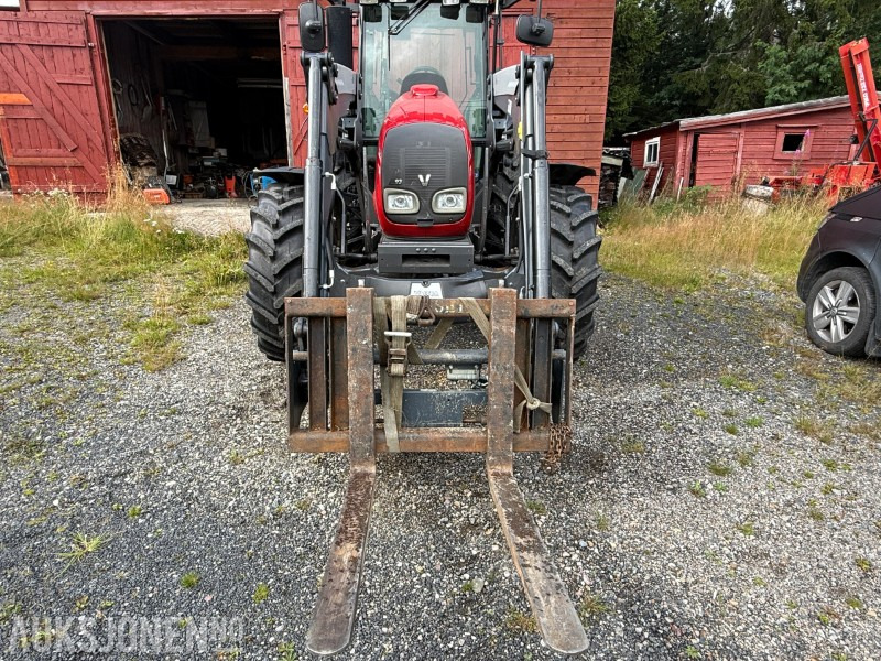 2014 Valtra A93 H - Laster - Pallegaffel - 1580t - MVA FRI!! - טרקטור חקלאי: תמונה 5 2014 Valtra A93 H - Laster - Pallegaffel - 1580t - MVA FRI!! - טרקטור חקלאי: תמונה 5