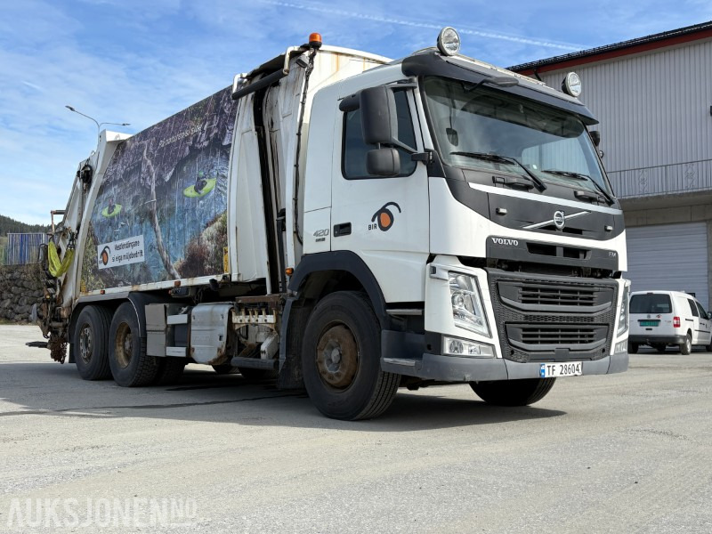 2014 Volvo FM 420 renovasjonsbil med 2-kammers løsning - משאית אשפה: תמונה 2 2014 Volvo FM 420 renovasjonsbil med 2-kammers løsning - משאית אשפה: תמונה 2