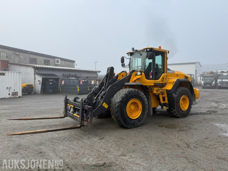 2014 Volvo L120G hjullaster, 7763 timer, Hydr. pallegaffel, nylig service og årskontroll - מעמיס גלגלים: תמונה 1 2014 Volvo L120G hjullaster, 7763 timer, Hydr. pallegaffel, nylig service og årskontroll - מעמיס גלגלים: תמונה 1