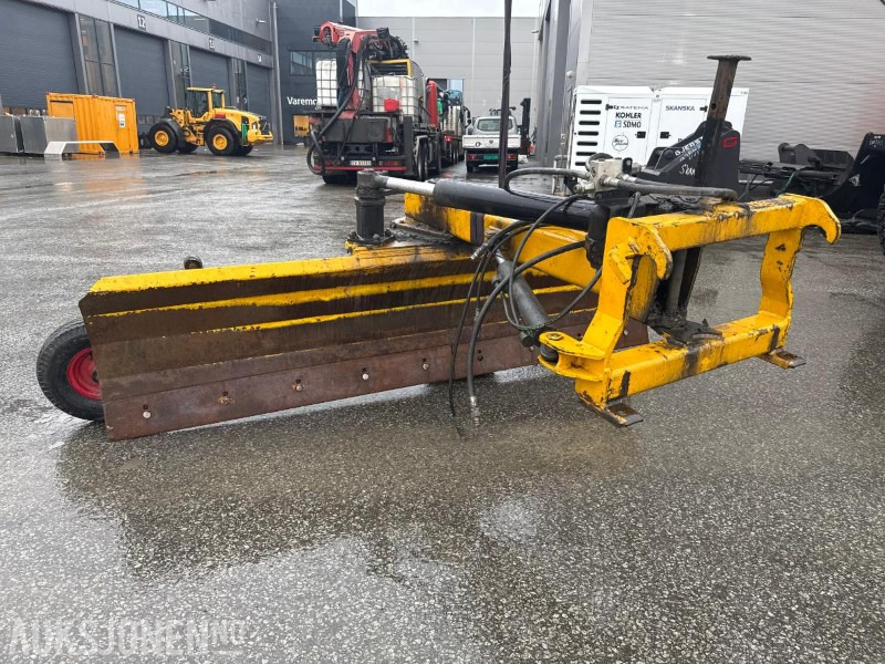 2015 Dalen 1720 - מכונה חקלאית: תמונה 4 2015 Dalen 1720 - מכונה חקלאית: תמונה 4