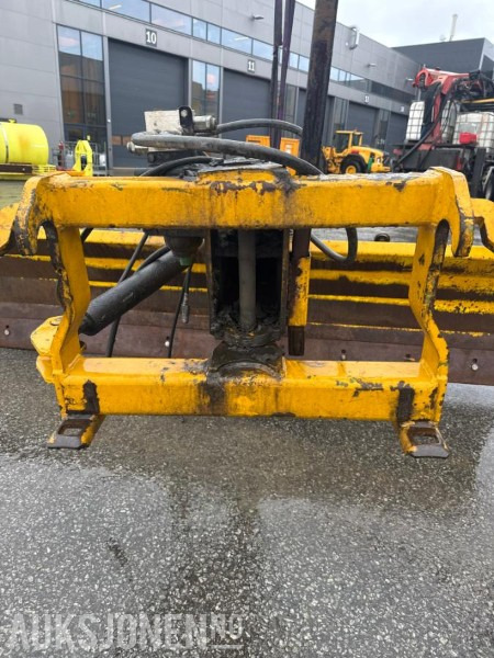 2015 Dalen 1720 - מכונה חקלאית: תמונה 5 2015 Dalen 1720 - מכונה חקלאית: תמונה 5