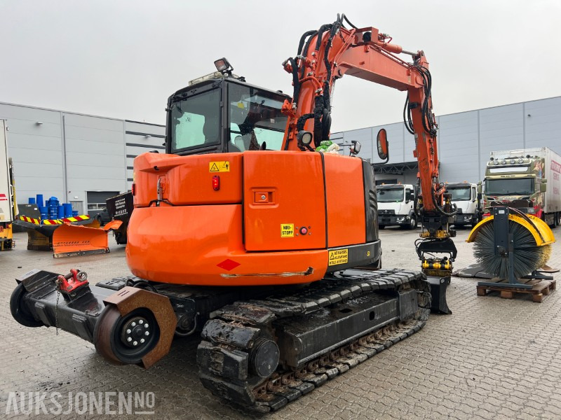 2015 Hitachi ZX-85-US-5 - Rail maskin med mye utstyr! - מחפר: תמונה 5 2015 Hitachi ZX-85-US-5 - Rail maskin med mye utstyr! - מחפר: תמונה 5