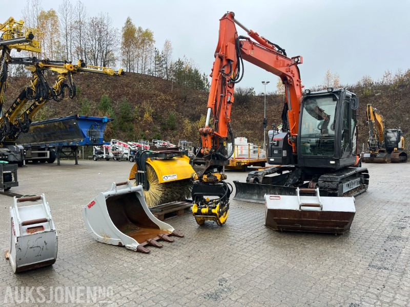 2015 Hitachi ZX-85-US-5 - Rail maskin med mye utstyr! - מחפר: תמונה 1 2015 Hitachi ZX-85-US-5 - Rail maskin med mye utstyr! - מחפר: תמונה 1