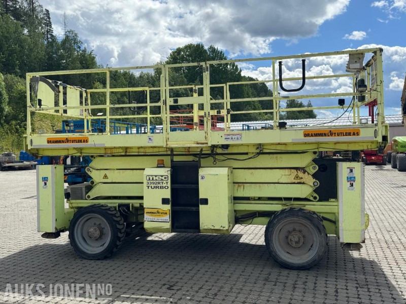 2015 MEC 3392RT sakselift / 4X4 / 12 meter arbeidshøyde - פלטפורמה אווירית: תמונה 1 2015 MEC 3392RT sakselift / 4X4 / 12 meter arbeidshøyde - פלטפורמה אווירית: תמונה 1