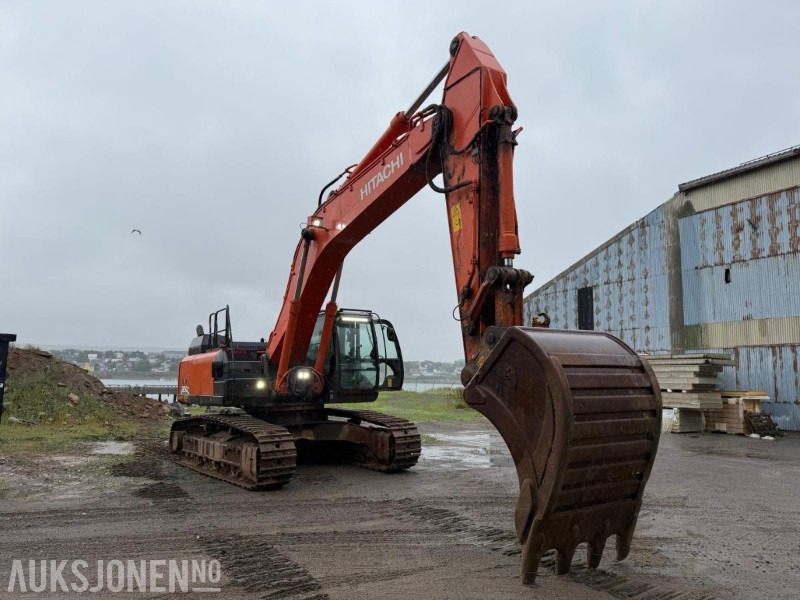 2016 Hitachi ZX350 - GPS - Pusseskuffe - Ripper - Tannskuffe - מחפר: תמונה 2 2016 Hitachi ZX350 - GPS - Pusseskuffe - Ripper - Tannskuffe - מחפר: תמונה 2