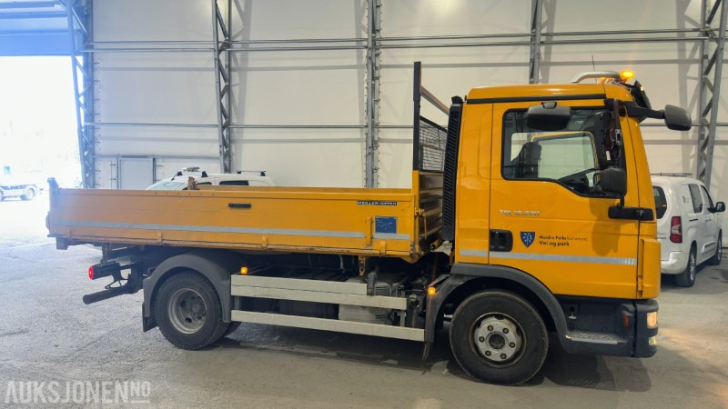 2016 MAN TGL 12.220 4X2 Lastebil med plan | 3-veis tipp | Kun 32 163 km | EU-godkjent til 02/2026 - משאית צד נופל/ שטוחה: תמונה 4 2016 MAN TGL 12.220 4X2 Lastebil med plan | 3-veis tipp | Kun 32 163 km | EU-godkjent til 02/2026 - משאית צד נופל/ שטוחה: תמונה 4