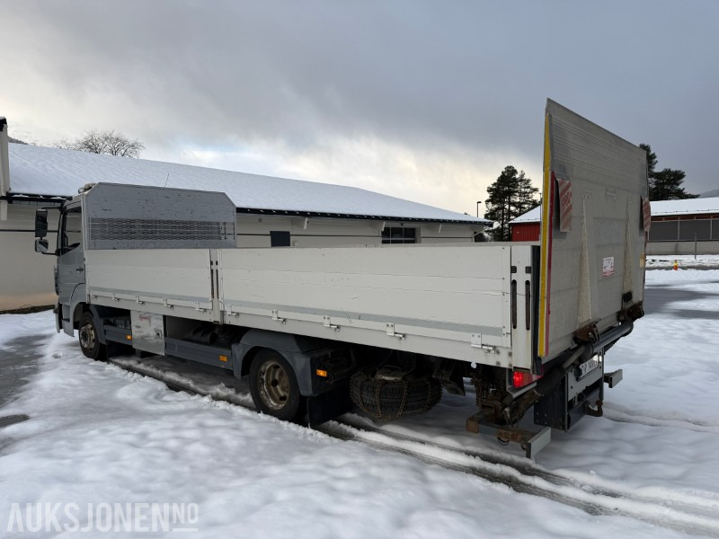 2016 Mercedes-Benz Atego 816 planbil med Zepro løftelem - C1 førarkort - Eu godkjent - משאית צד נופל/ שטוחה: תמונה 3 2016 Mercedes-Benz Atego 816 planbil med Zepro løftelem - C1 førarkort - Eu godkjent - משאית צד נופל/ שטוחה: תמונה 3