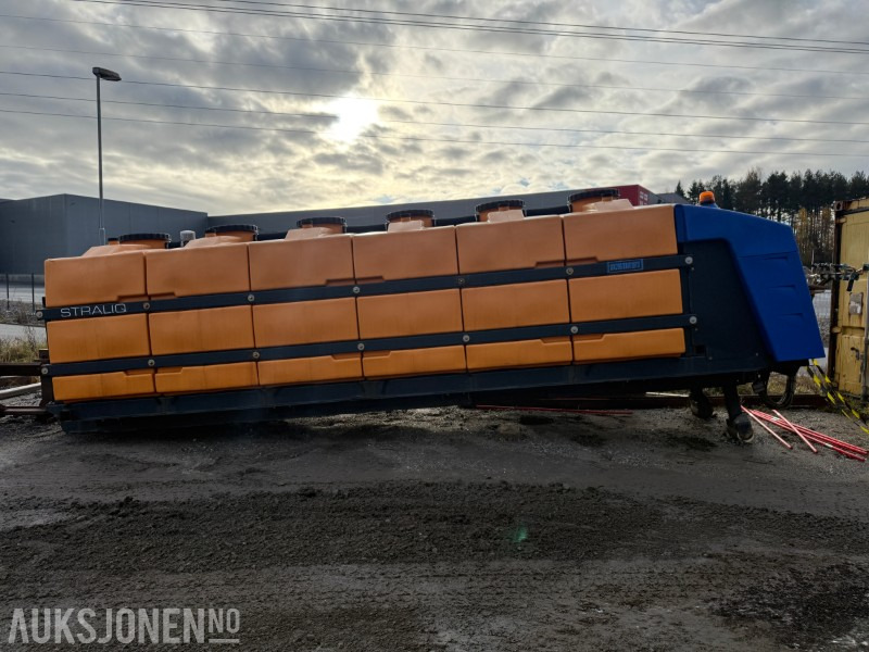 2016 SCHMIDT STRALIQ SALTSPREDER PÅ KROKRAMME. - ציוד בנייה: תמונה 4 2016 SCHMIDT STRALIQ SALTSPREDER PÅ KROKRAMME. - ציוד בנייה: תמונה 4