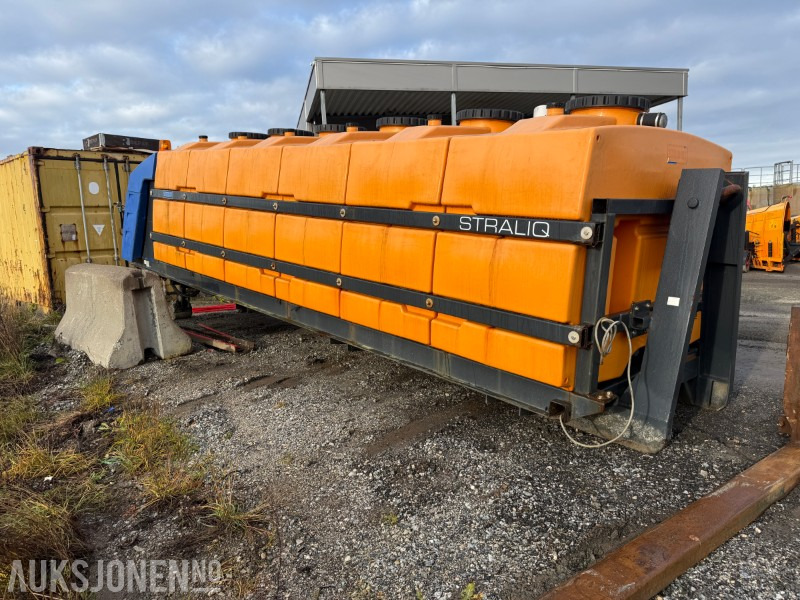 2016 SCHMIDT STRALIQ SALTSPREDER PÅ KROKRAMME. - ציוד בנייה: תמונה 5 2016 SCHMIDT STRALIQ SALTSPREDER PÅ KROKRAMME. - ציוד בנייה: תמונה 5