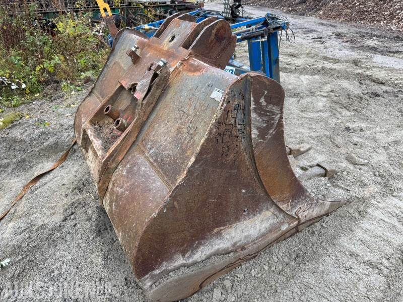 2016 Volvo EC360 Rock graveskuffe med tenner - צרופה עבור מכונת בנייה: תמונה 3 2016 Volvo EC360 Rock graveskuffe med tenner - צרופה עבור מכונת בנייה: תמונה 3