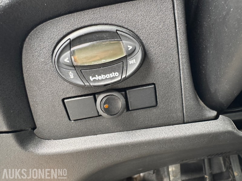הַחכָּרָה  2017 Iveco Daily dobbelkabin m/kran, Webasto, innredning, inverter og vinterhjul 2017 Iveco Daily dobbelkabin m/kran, Webasto, innredning, inverter og vinterhjul: תמונה 10