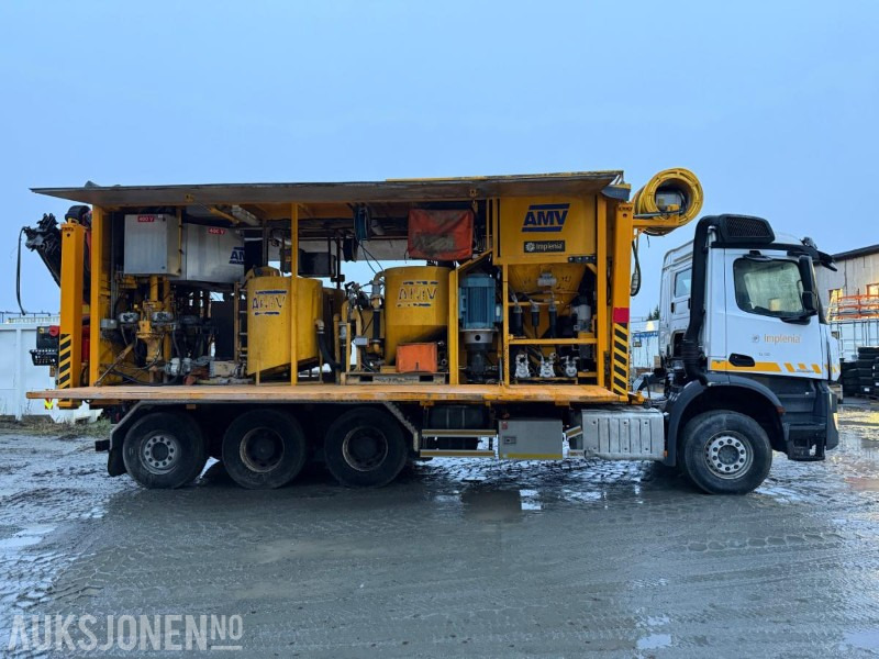 2017 Mercedes-Benz Arocs 3235 8x4, Injeksjonsrigg AMV, EURO 6, påmontert kran - כלי רכב עירוני/ מיוחד: תמונה 4 2017 Mercedes-Benz Arocs 3235 8x4, Injeksjonsrigg AMV, EURO 6, påmontert kran - כלי רכב עירוני/ מיוחד: תמונה 4