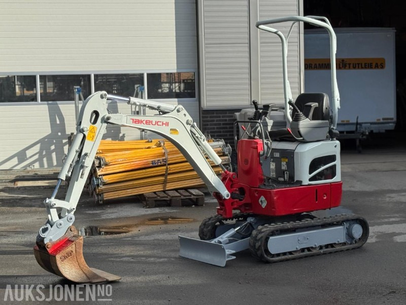 2017 Takeuchi TB210R minigraver med graveskuffe - מיני מחפר: תמונה 1 2017 Takeuchi TB210R minigraver med graveskuffe - מיני מחפר: תמונה 1