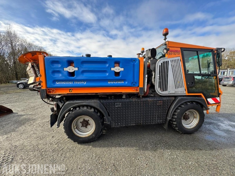 2018 Hansa APZ1003L Redskapsbærer med Bucher Husky 1500 W FS strøer - כלי רכב עירוני/ מיוחד: תמונה 5 2018 Hansa APZ1003L Redskapsbærer med Bucher Husky 1500 W FS strøer - כלי רכב עירוני/ מיוחד: תמונה 5