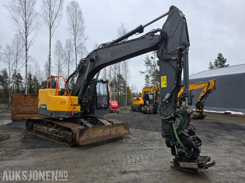 2018 Volvo ECR235EL 27 T gravemaskin rototilt med grip 7876 Timer - מחפר: תמונה 2 2018 Volvo ECR235EL 27 T gravemaskin rototilt med grip 7876 Timer - מחפר: תמונה 2