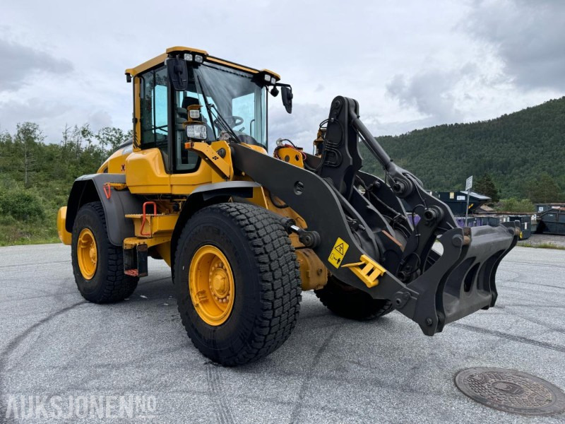 2018 Volvo L90H Hjullaster - Sentralsmøring - Hydraulisk redskapslås - Tilleggshydraulikk - Sertifiseres før salg - מעמיס גלגלים: תמונה 3 2018 Volvo L90H Hjullaster - Sentralsmøring - Hydraulisk redskapslås - Tilleggshydraulikk - Sertifiseres før salg - מעמיס גלגלים: תמונה 3