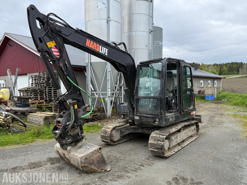 2019 Hardlife HE80 beltegraver med 882 timer! - Tiltrotator - 2 skuffer - מחפר: תמונה 1 2019 Hardlife HE80 beltegraver med 882 timer! - Tiltrotator - 2 skuffer - מחפר: תמונה 1