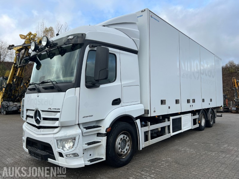 2019 Mercedes-Benz Actros 2546 Bussbygg m/sideåpning og Carrieraggregat - משאית תיבה: תמונה 1 2019 Mercedes-Benz Actros 2546 Bussbygg m/sideåpning og Carrieraggregat - משאית תיבה: תמונה 1