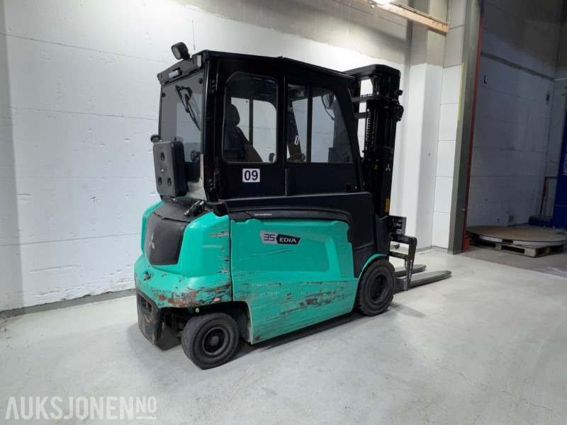 2019 Mitsubishi FB35N – Elektrisk 4-hjuls motvektstruck - Sertifisert til FEB 2026 - ציוד לטיפול בחומרים: תמונה 4 2019 Mitsubishi FB35N – Elektrisk 4-hjuls motvektstruck - Sertifisert til FEB 2026 - ציוד לטיפול בחומרים: תמונה 4