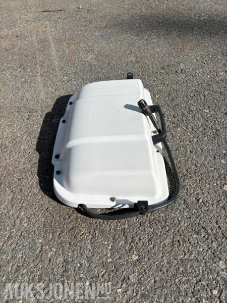 2019 Valtra Auto Guide Submeter - Novatel - מכונה חקלאית: תמונה 1 2019 Valtra Auto Guide Submeter - Novatel - מכונה חקלאית: תמונה 1