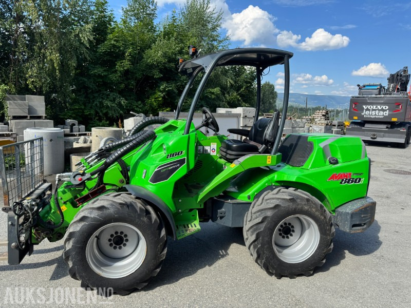 2020 Avant M860 KOMPAKTLASTER MED MASSE UTSTYR - מעמיס היגוי החלקה: תמונה 2 2020 Avant M860 KOMPAKTLASTER MED MASSE UTSTYR - מעמיס היגוי החלקה: תמונה 2