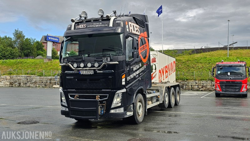 2020 Volvo 540 8x4 Brøyterigget krokbil med AJK påbygg - משאית הרמת וו: תמונה 1 2020 Volvo 540 8x4 Brøyterigget krokbil med AJK påbygg - משאית הרמת וו: תמונה 1