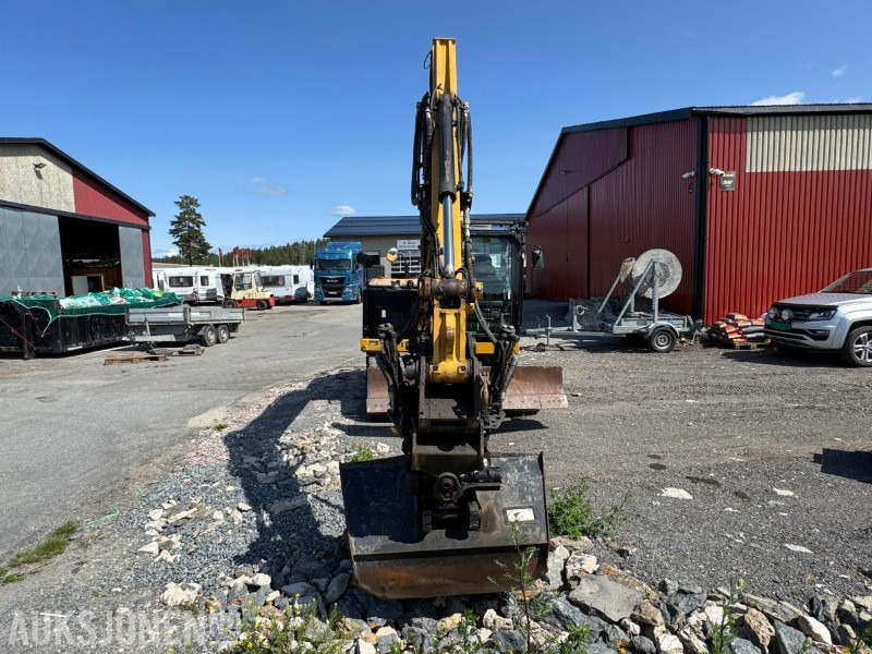 מחפר 2021 Cat 307.5 gravemaskin med tiltrotator og sentralsmøring / 2 stk skuffer / årskontrollert: תמונה 8