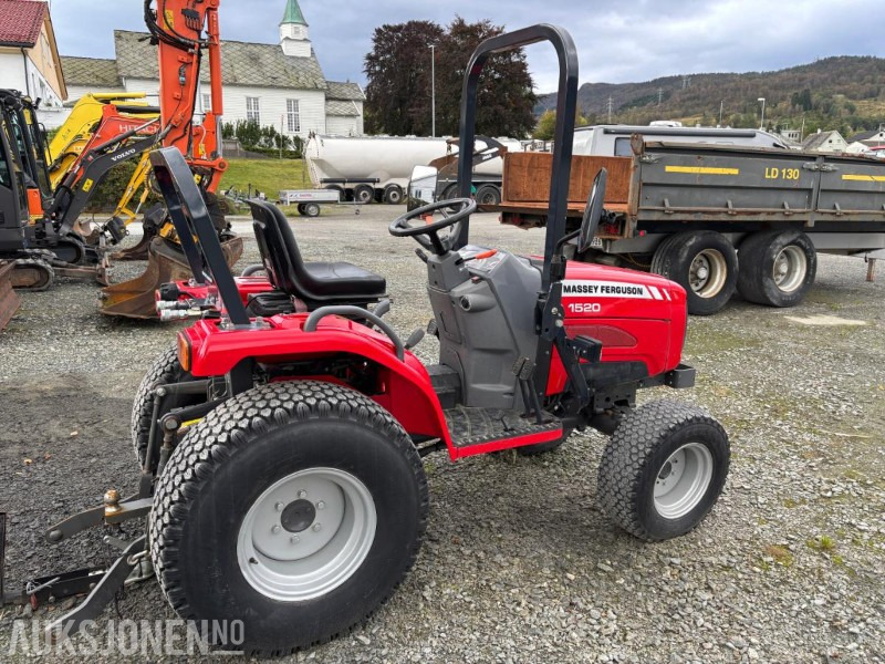 2021 Massey Ferguson 1520 Kompaktraktor 4WD. Beitepusser og Tilhenger - טרקטור חקלאי: תמונה 5 2021 Massey Ferguson 1520 Kompaktraktor 4WD. Beitepusser og Tilhenger - טרקטור חקלאי: תמונה 5