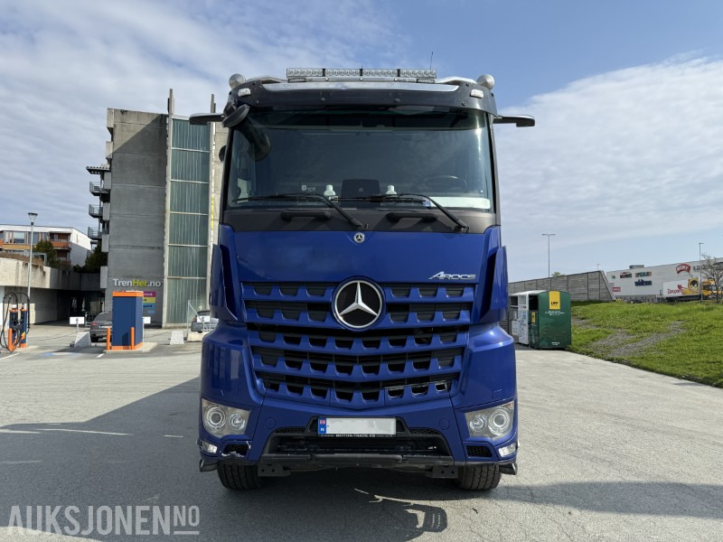2021 Mercedes-Benz Arocs 3263 8x4 tridem tippbil - מזהיר: תמונה 2 2021 Mercedes-Benz Arocs 3263 8x4 tridem tippbil - מזהיר: תמונה 2