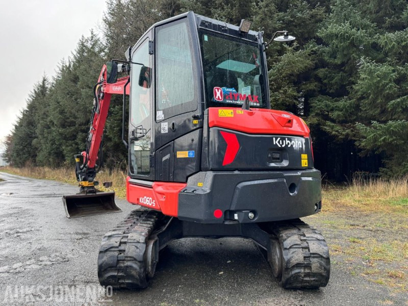 2022 Kubota KX060-5 - 5 tonns gravemaskin med gummibelter - Tiltrotator - Sentralsmøring - Bunkringspumpe og 3 skuffer - מחפר: תמונה 4 2022 Kubota KX060-5 - 5 tonns gravemaskin med gummibelter - Tiltrotator - Sentralsmøring - Bunkringspumpe og 3 skuffer - מחפר: תמונה 4