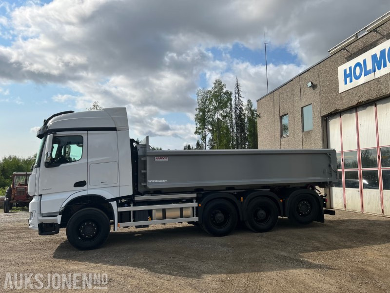 2023 Mercedes-Benz Arocs 3253 L KPL Multilift krok 22S - משאית הרמת וו: תמונה 3 2023 Mercedes-Benz Arocs 3253 L KPL Multilift krok 22S - משאית הרמת וו: תמונה 3