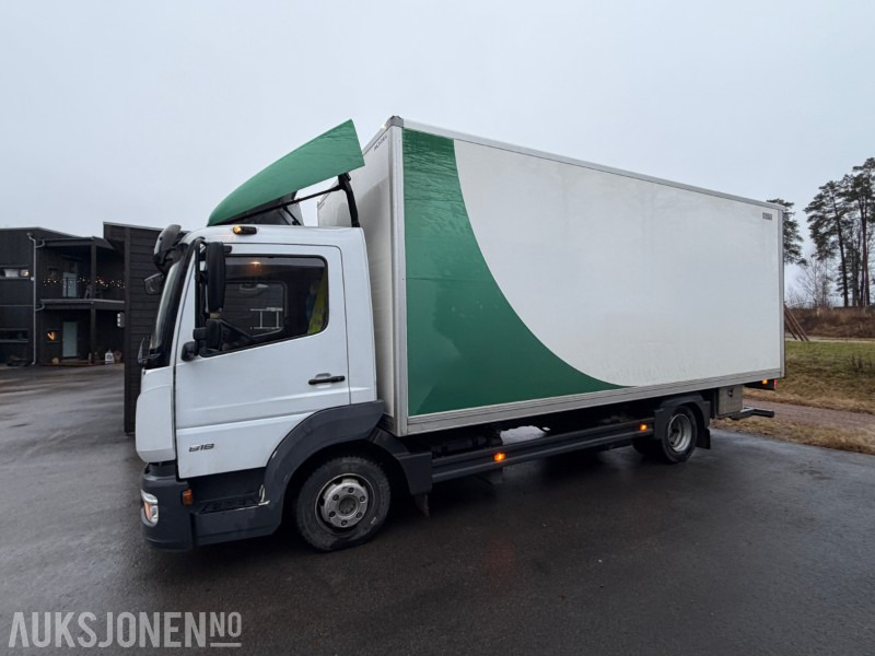 2023 Mercedes-Benz Atego 818 kjøpt ny i Norge - Baklem - 266855 km - משאית תיבה: תמונה 2 2023 Mercedes-Benz Atego 818 kjøpt ny i Norge - Baklem - 266855 km - משאית תיבה: תמונה 2