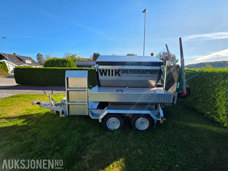 2024 Brian James Trailers A-Type asfalthenger med 2021 Svepac F 90A vibroplate 2.9kW, 2022 Honda EU22i strømaggregat og utstyr - ציוד בנייה: תמונה 2 2024 Brian James Trailers A-Type asfalthenger med 2021 Svepac F 90A vibroplate 2.9kW, 2022 Honda EU22i strømaggregat og utstyr - ציוד בנייה: תמונה 2
