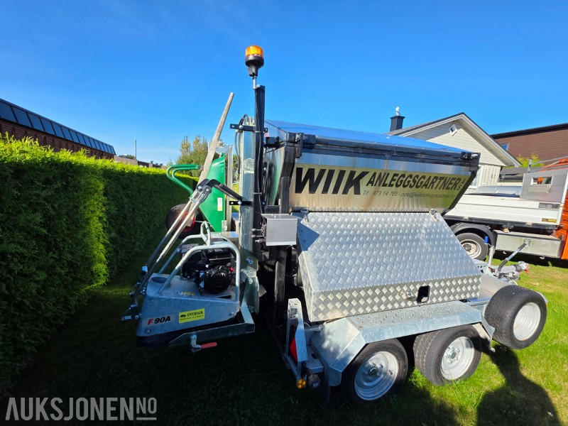 2024 Brian James Trailers A-Type asfalthenger med 2021 Svepac F 90A vibroplate 2.9kW, 2022 Honda EU22i strømaggregat og utstyr - ציוד בנייה: תמונה 4 2024 Brian James Trailers A-Type asfalthenger med 2021 Svepac F 90A vibroplate 2.9kW, 2022 Honda EU22i strømaggregat og utstyr - ציוד בנייה: תמונה 4